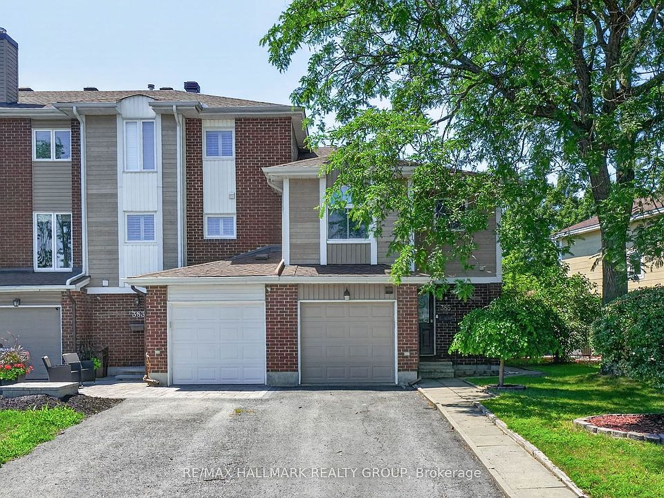 1st image of 385 Princess Louise Dr