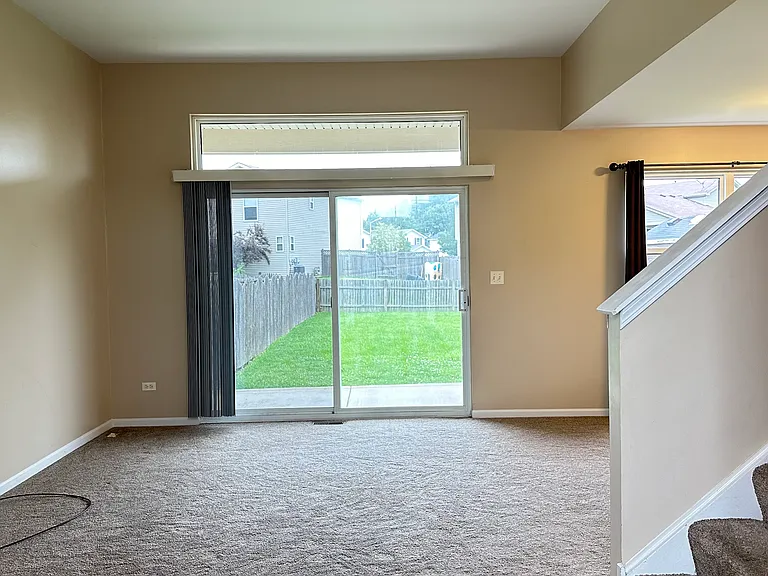 2159 Henning Pl — Photo 11