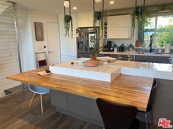 4th image of 425 Marine St APT 6