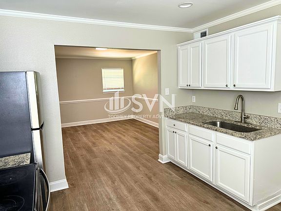 2nd image of 1404 Saint Stephens Rd