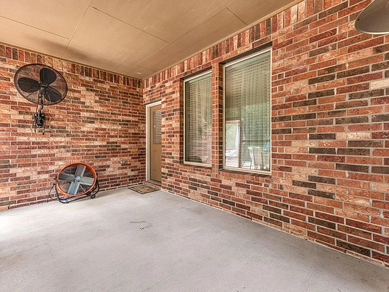288 Dawn Brook Ln — Photo 33