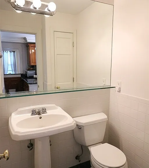 30 Upland Rd #14 — Photo 14