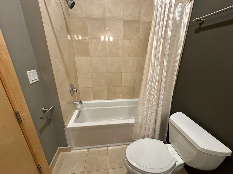 2nd Full Bathroom