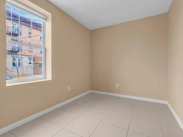 183 Thorne Street image 27 of 34