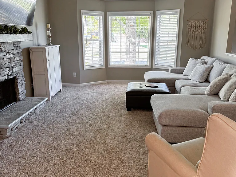 4056 Lenox Park Dr #A — Photo 2