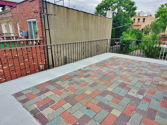3rd image of 25-02 Ditmars Blvd #2