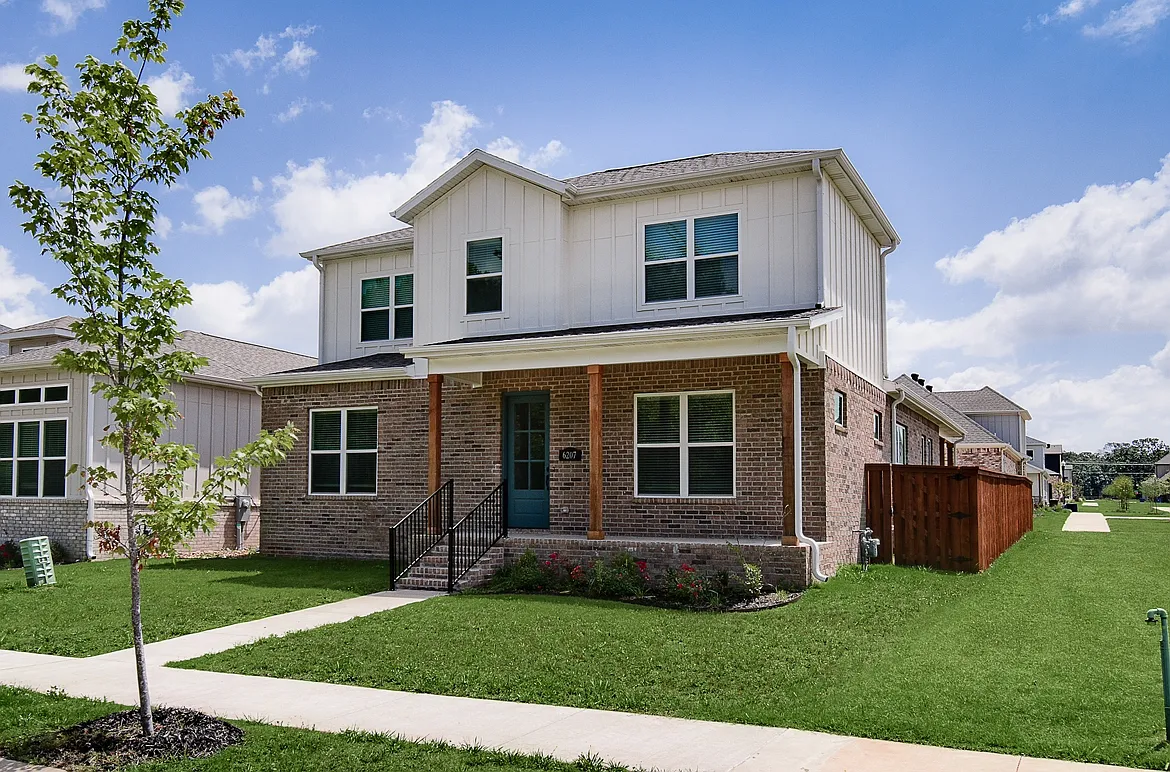 4 bed, 2508 sqft, $3,200 — Photo 1