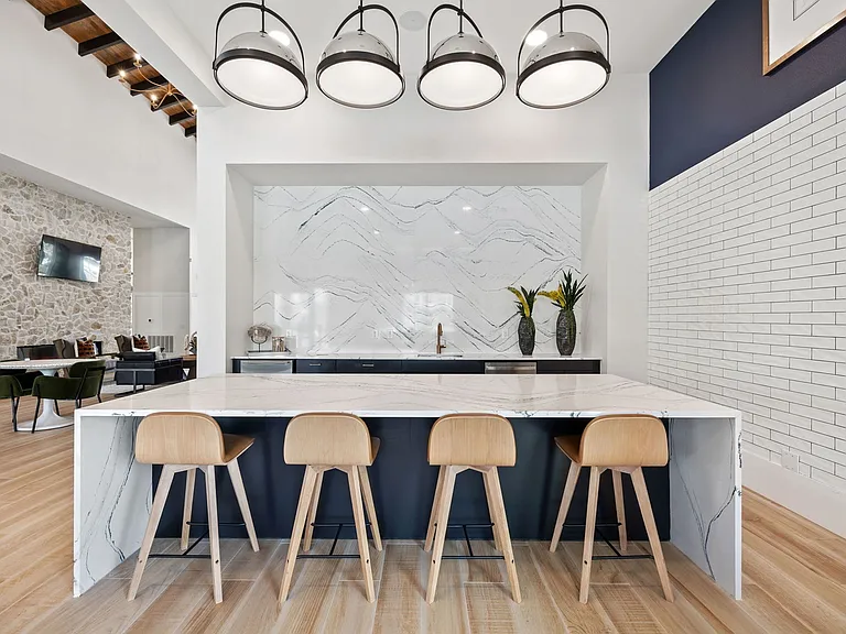 Clubhouse Kitchen