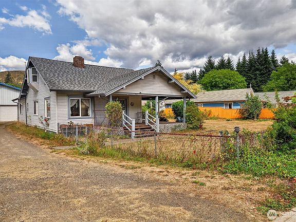 2nd image of 600 Main Avenue