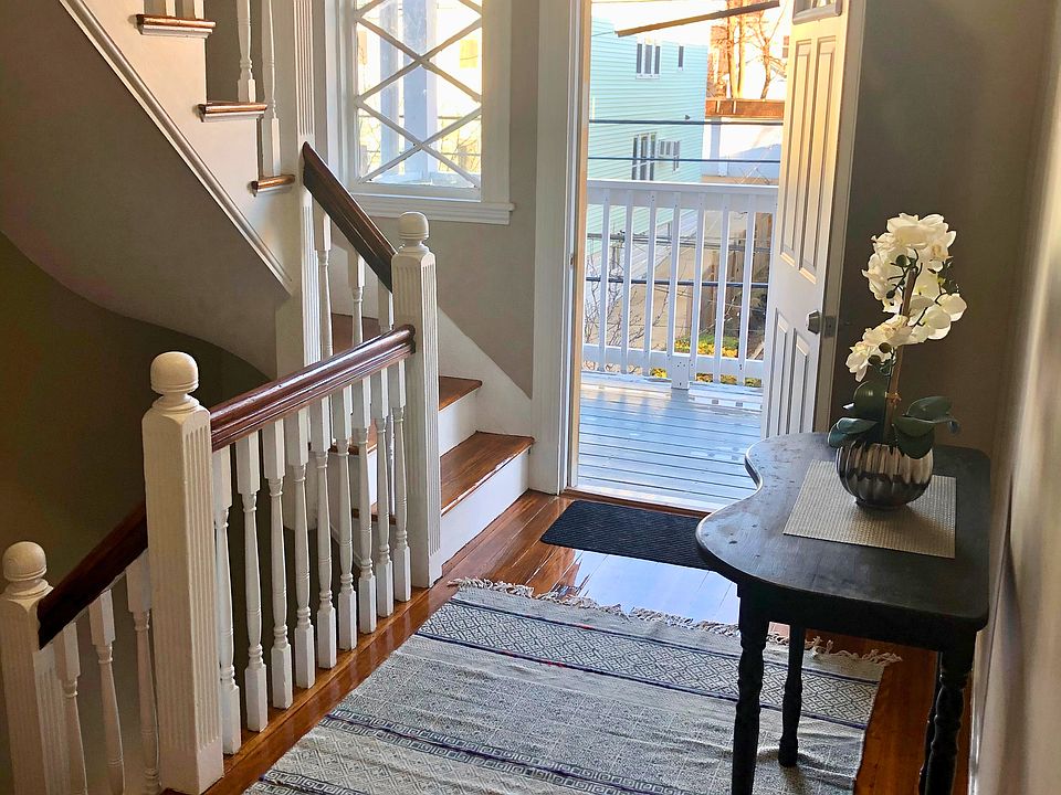 1st image of 98 Irving St Unit 2