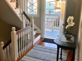 98 Irving St, Everett, MA