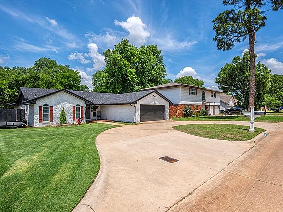 4th image of 11105 Ashford Dr