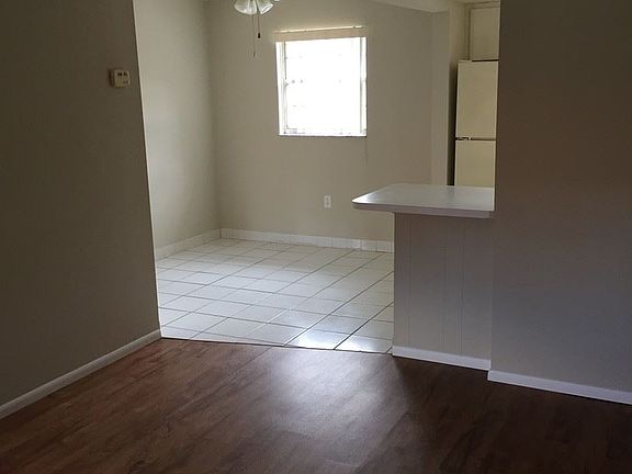 4th image of 2720 NE 52nd Ct #C8