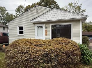 972 Chester Ave, Akron, OH 44314