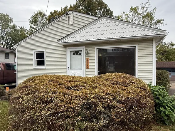 972 Chester Ave, Akron, OH 44314
