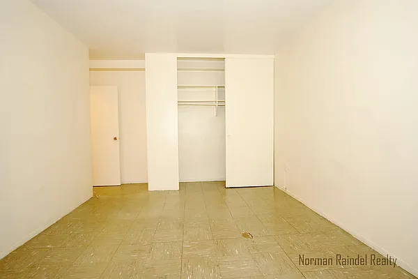 Rented by Norman Raindel, LREB | media 14