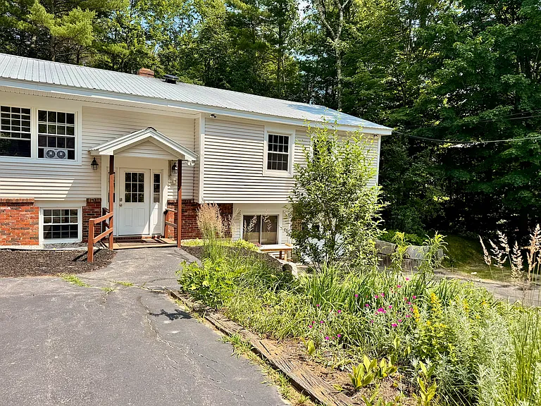 515 W Side Rd — Photo 4