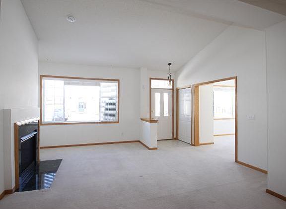 4th image of 13930 54th Ave N Unit 2