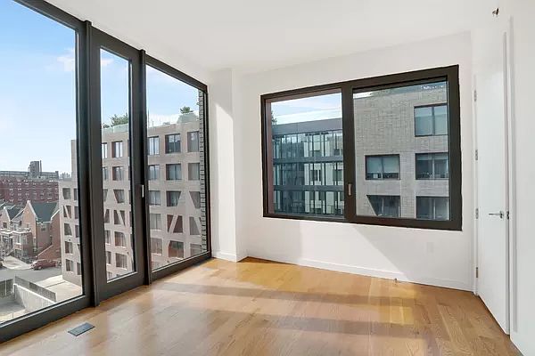 1st image of 54 Noll St #5490