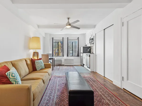 45 Tudor City Pl APT 1002, New York, NY 10017