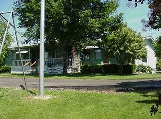 831 Swan Rd, Sunnyside, WA 98944