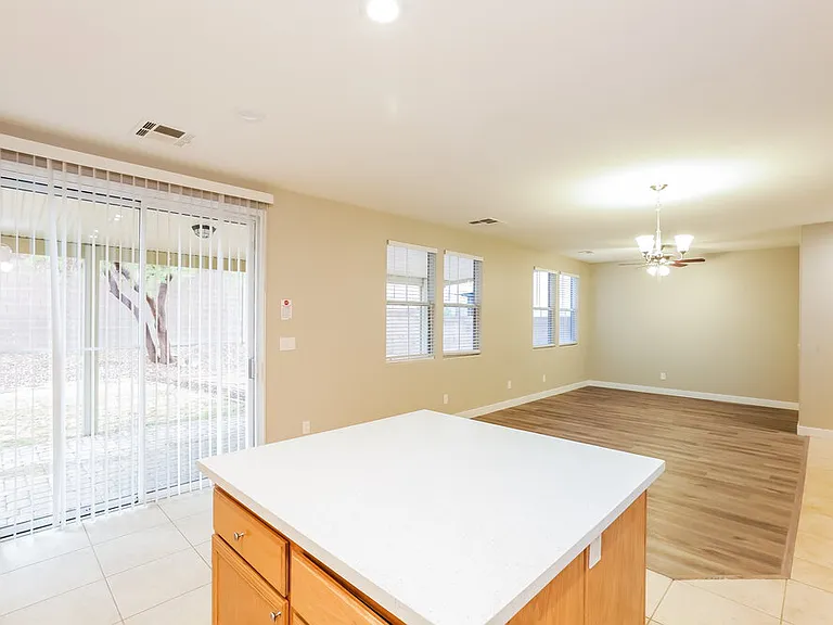7333 Caballo Range Ave — Photo 10