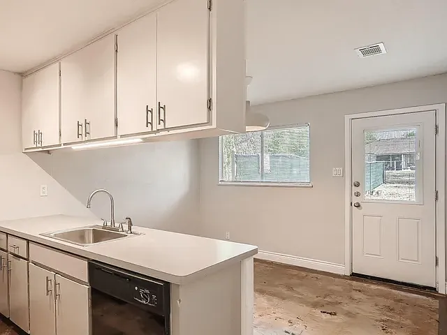 Building Photo - 414 Sarah St #414