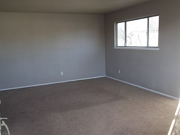 3rd image of 6504 Bremen Dr APT 4
