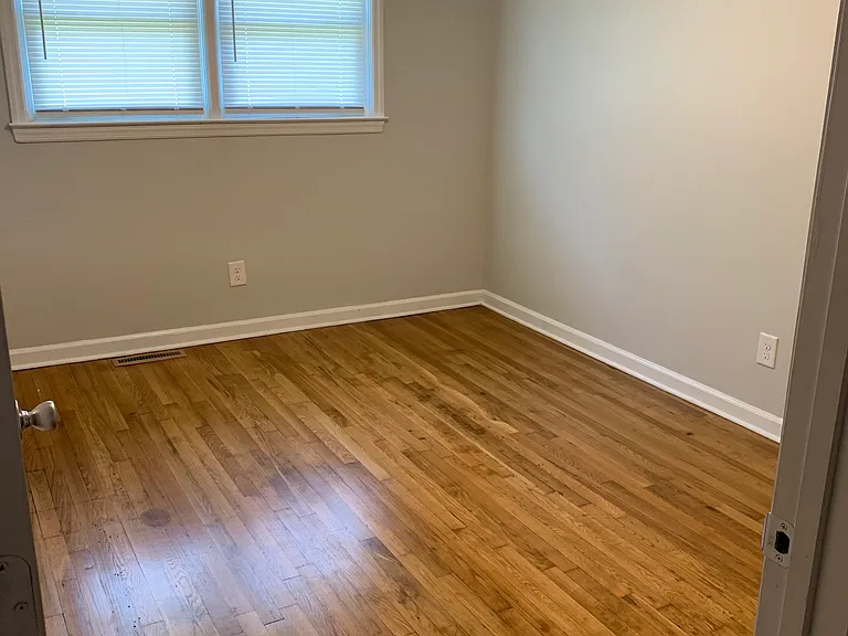 1623 Marietta St — Photo 5