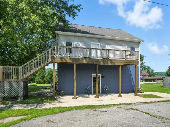 211 2nd St, Moscow, OH 45153