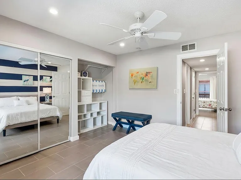 721 SE 1st Way #C11 — Photo 23