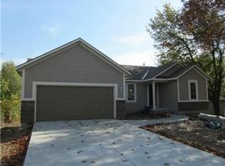 17115 Cerrito Dr, Belton, MO 64012