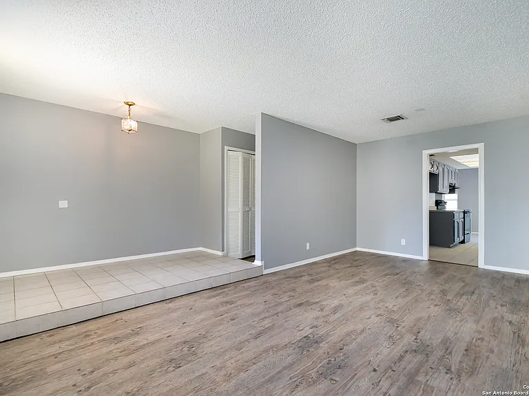 7414 Elderberry St — Photo 2