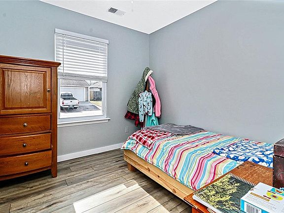 5th image of 1265 Christian Ct