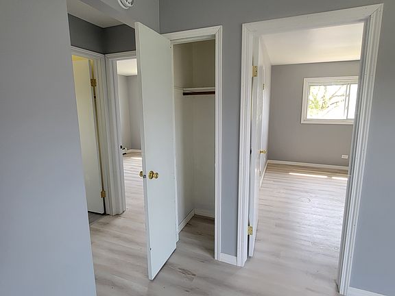 4th image of 14432 Jefferson Ave APT 2W