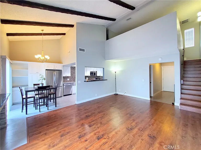 86 S Sierra Madre Blvd #6 — Photo 1