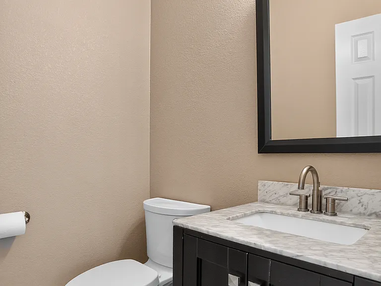 111 Ripplewood Cv — Photo 15