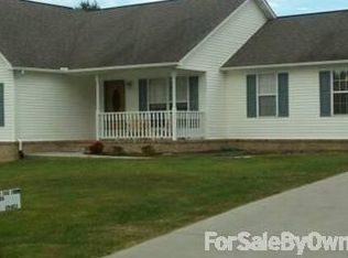 7616 Tree Bark Rd, Corryton, TN 37721