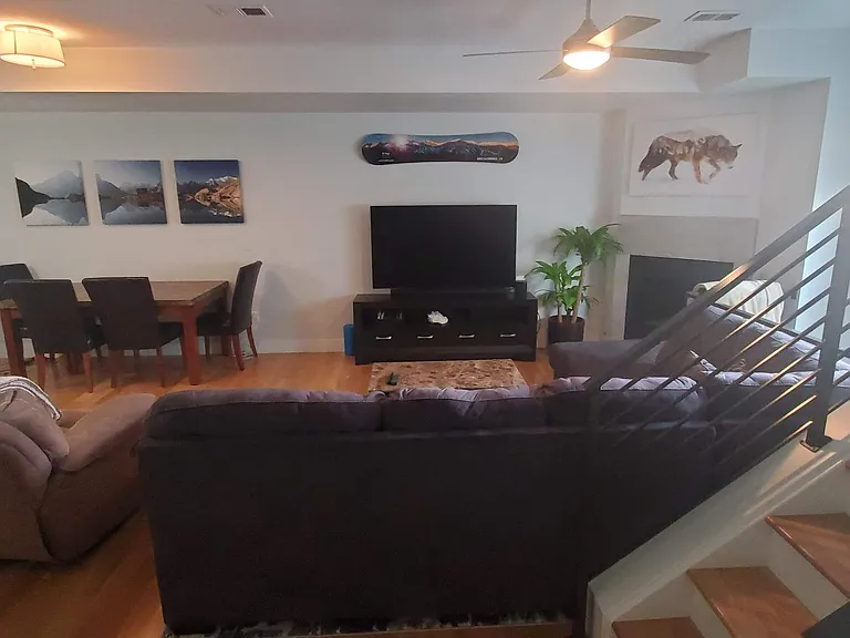 1823 Irving St #102 — Photo 7