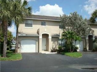 4711 Grapevine Way, Davie, FL 33331