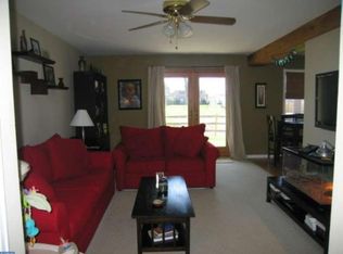 40 Belfast Dr, North Wales, PA 19454