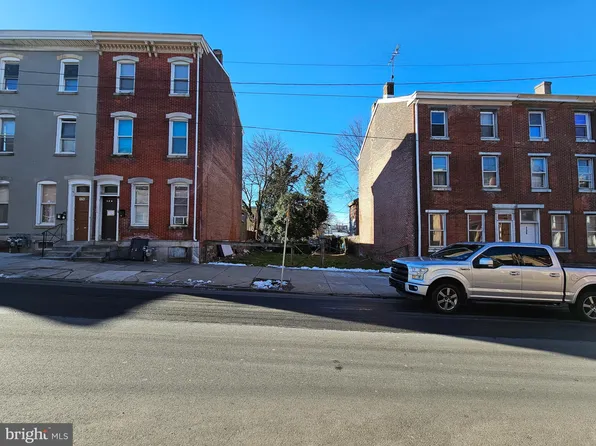 130 W Marshall St, Norristown, PA 19401