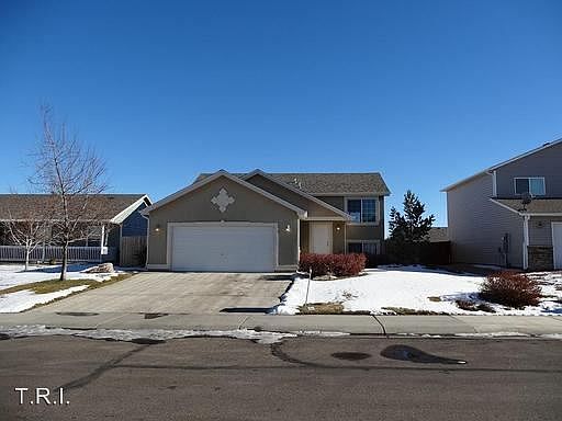 1st image of 2850 40th Ave