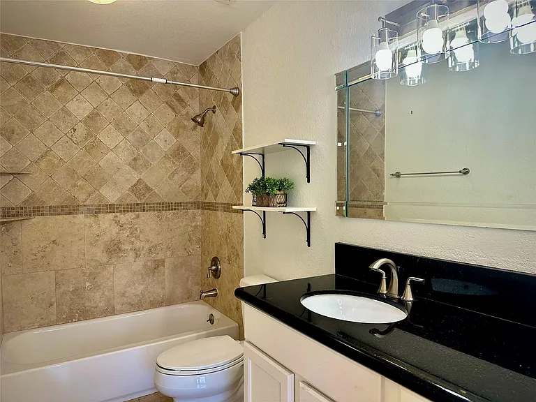 18800 Egret Bay Blvd #214 — Photo 10