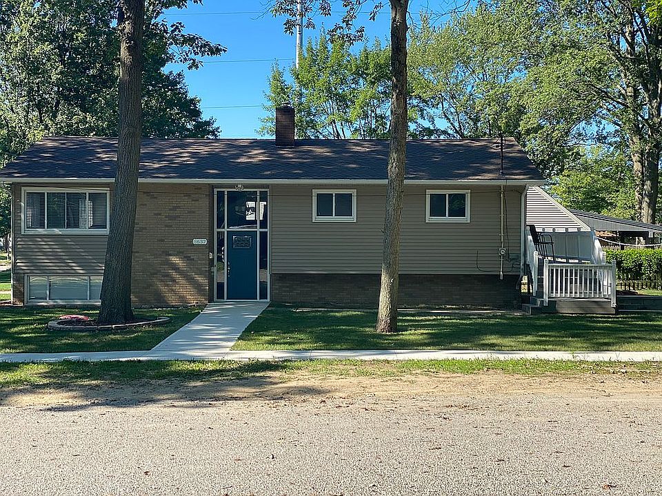 1st image of 3637 Amherst Ave