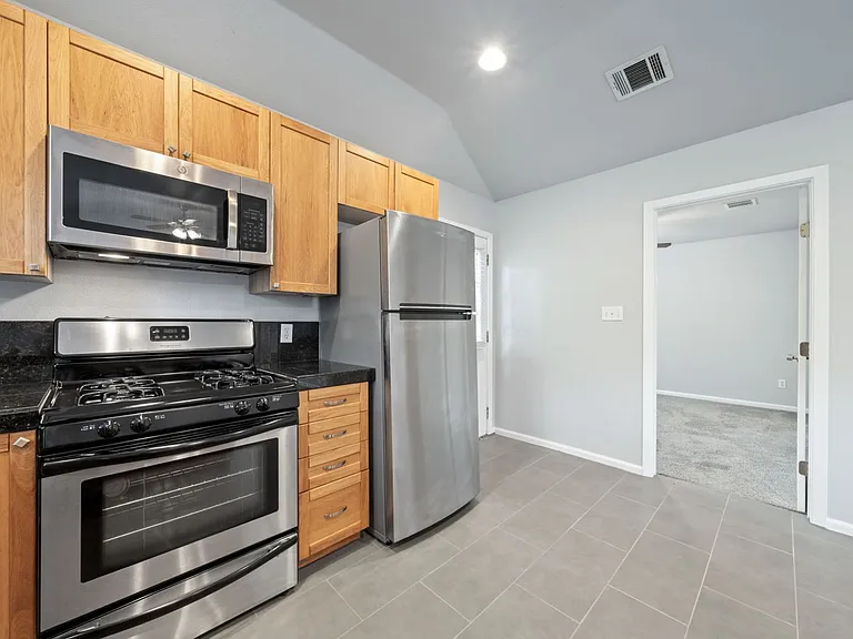 4612 Bennett Avenue — Photo 20