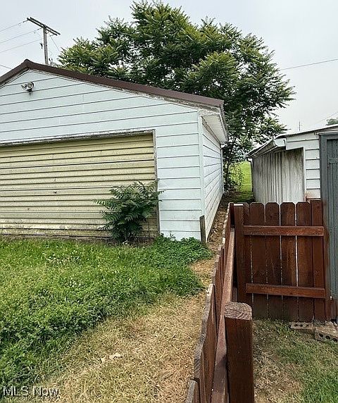 2nd image of 621 Tuscarawas Ave