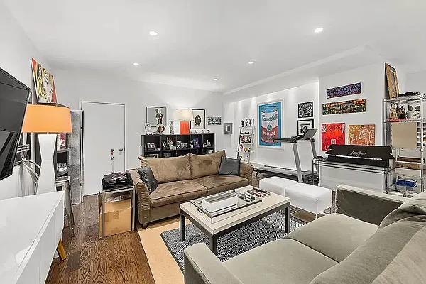 Sold by Compass | media 5