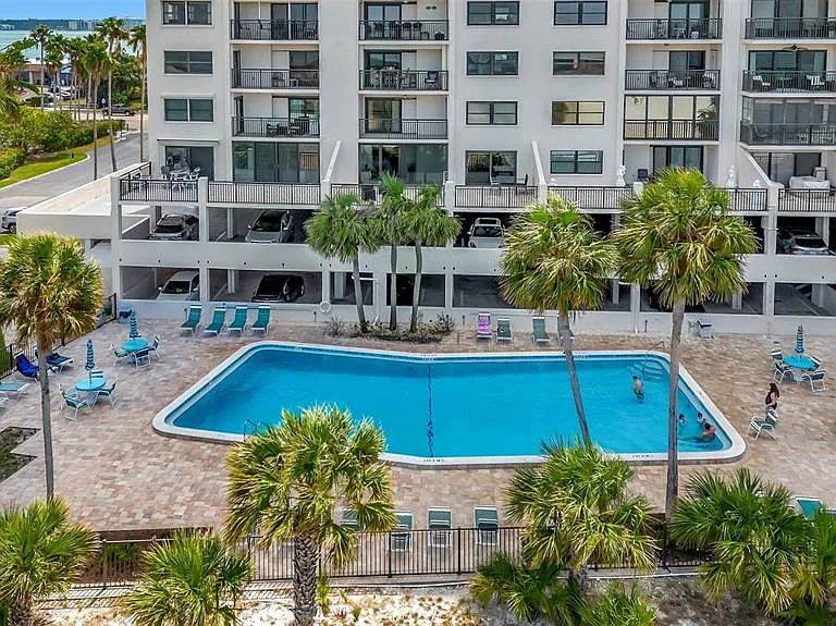 1270 Gulf Blvd #1003 — Photo 8