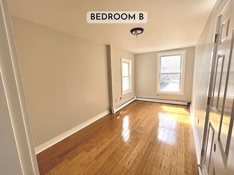 32 Pool St #201 — Photo 10